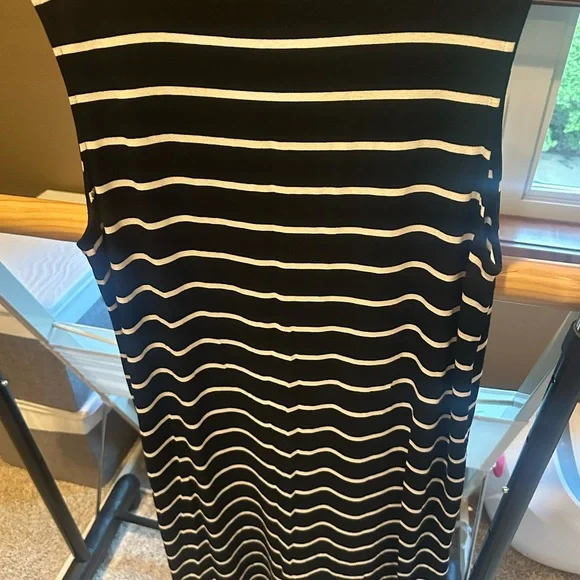 J.Jill Wherever Collection dress. Black and white size large - Picture 2 of 4